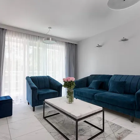 Apartament Z Basenem Daire