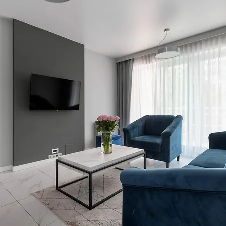 Apartament Z Basenem