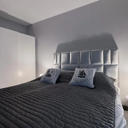 Apartament Z Basenem Daire Miedzyzdroje