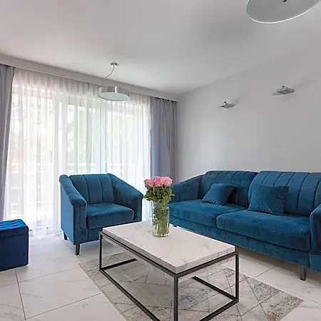 Appartement 208 *