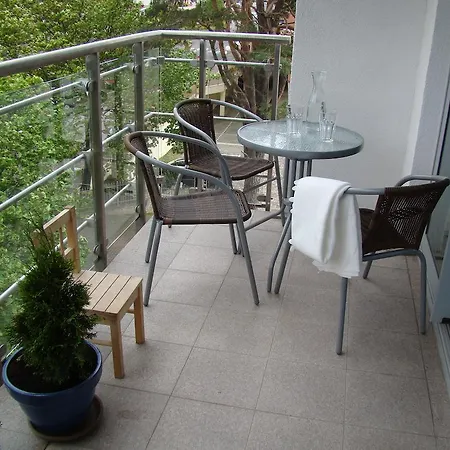 Apartament Z Basenem Daire *