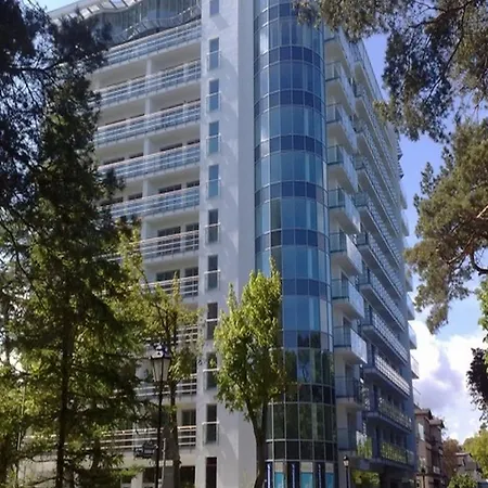 Apartament Z Basenem *